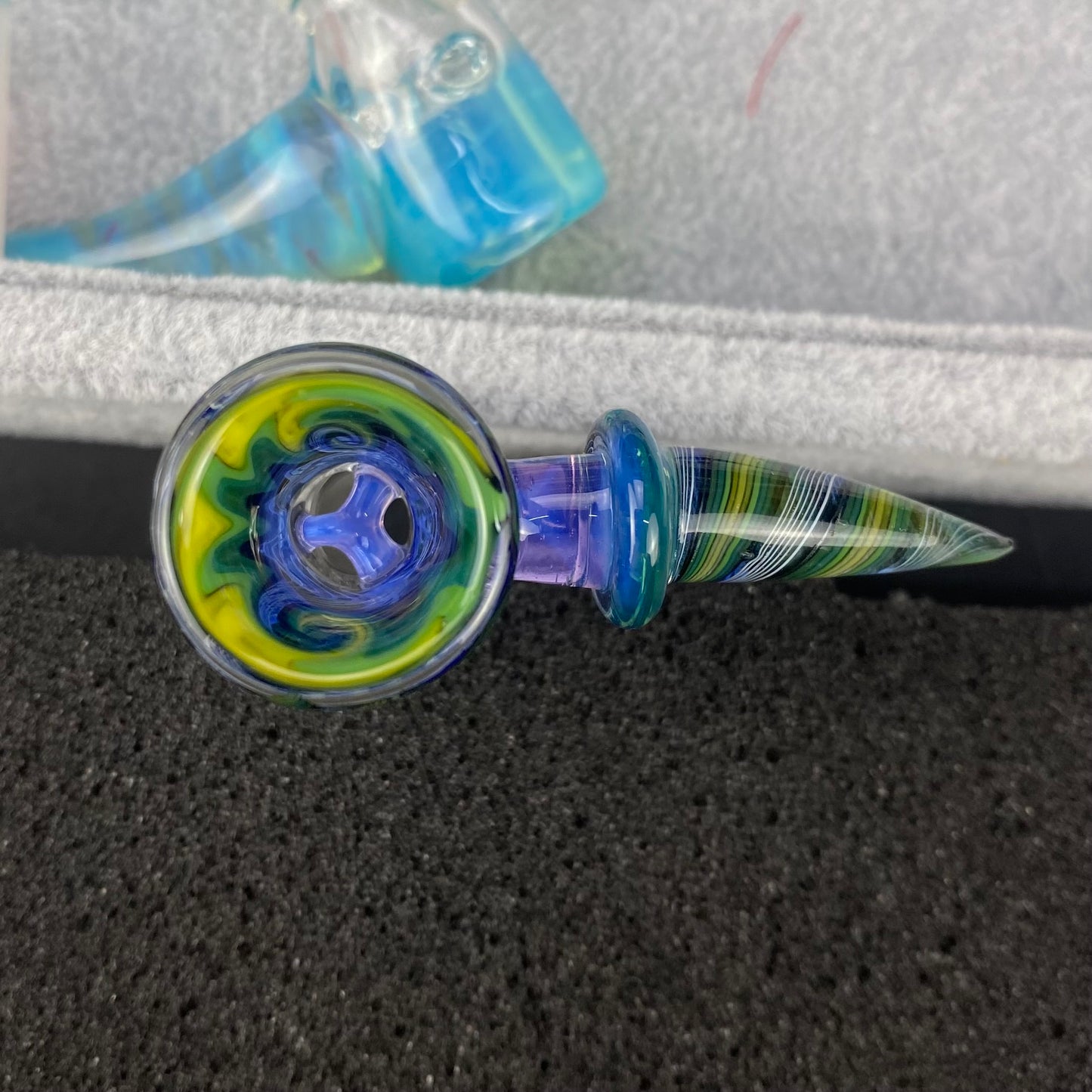 Who's Mike Fro - 14mm 3-Hole Glass Slide