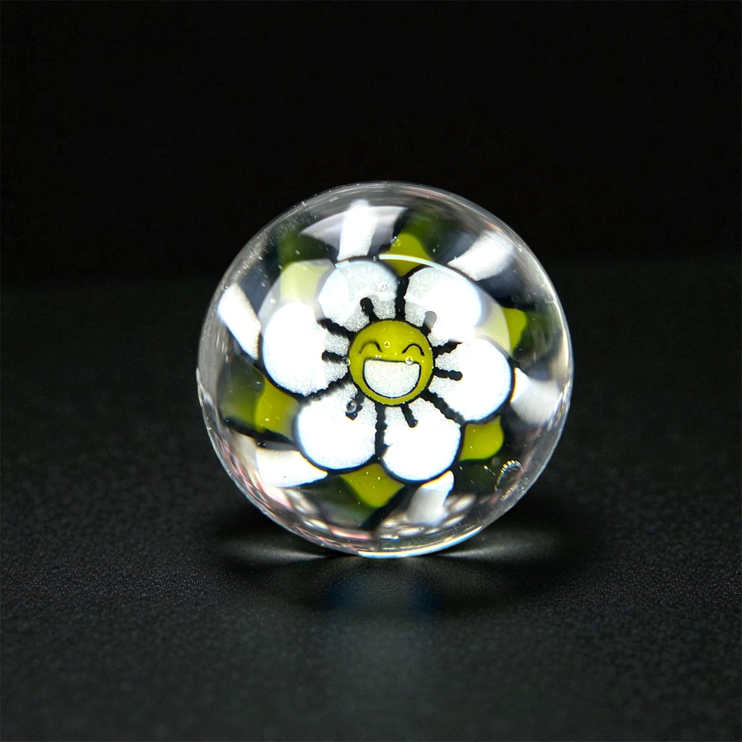 Steven H Glass – Smiley Flower Millie Valve Marble (12–13mm)