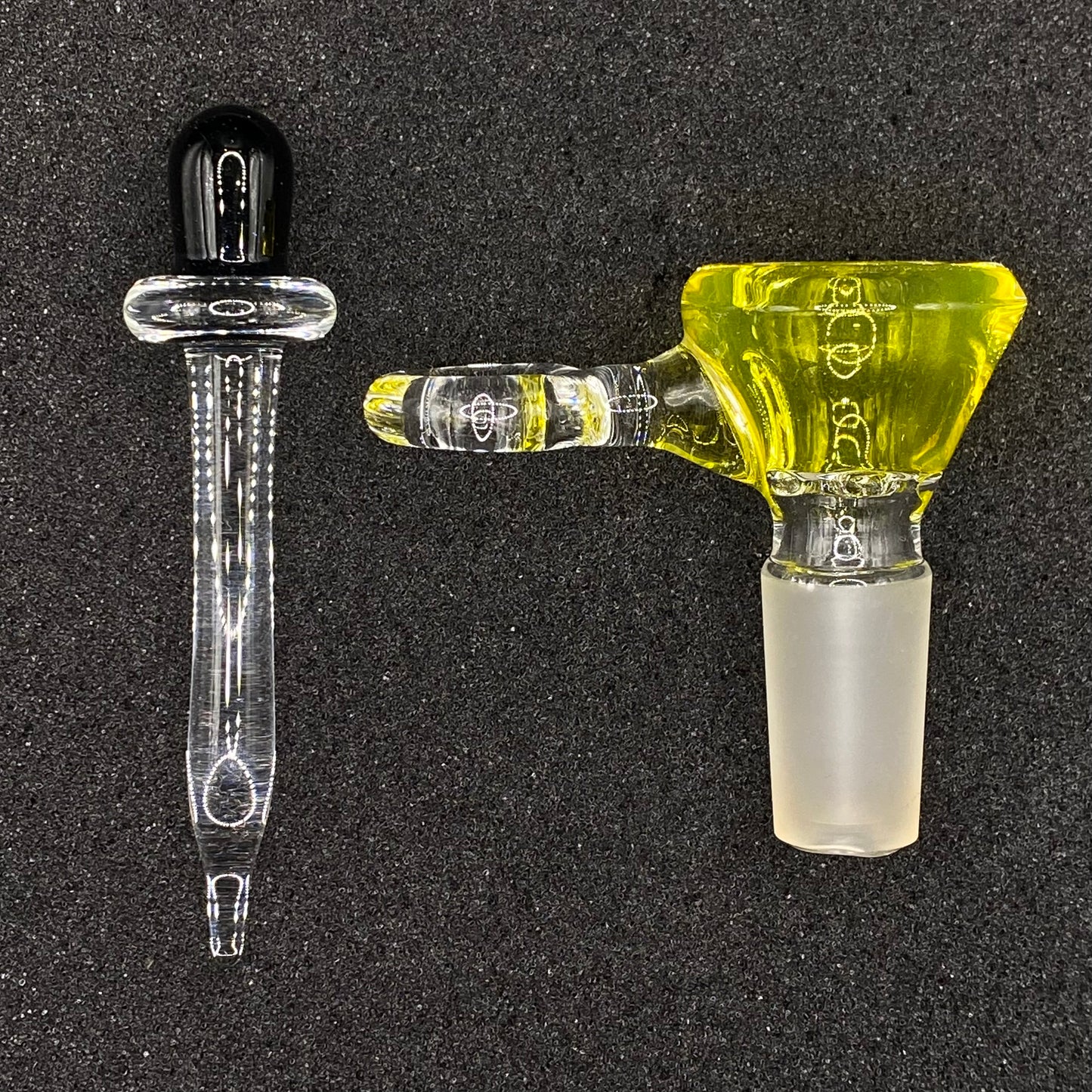 18mm Color Glass Bowl Slide With Poker – CW Glass Art